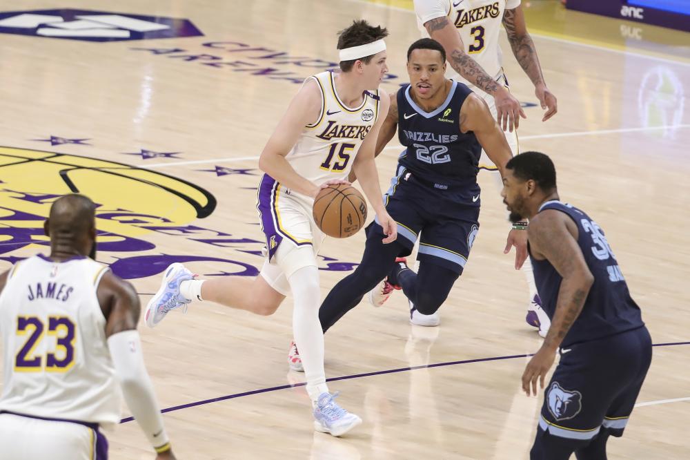 甚至是对各 甚至是对各